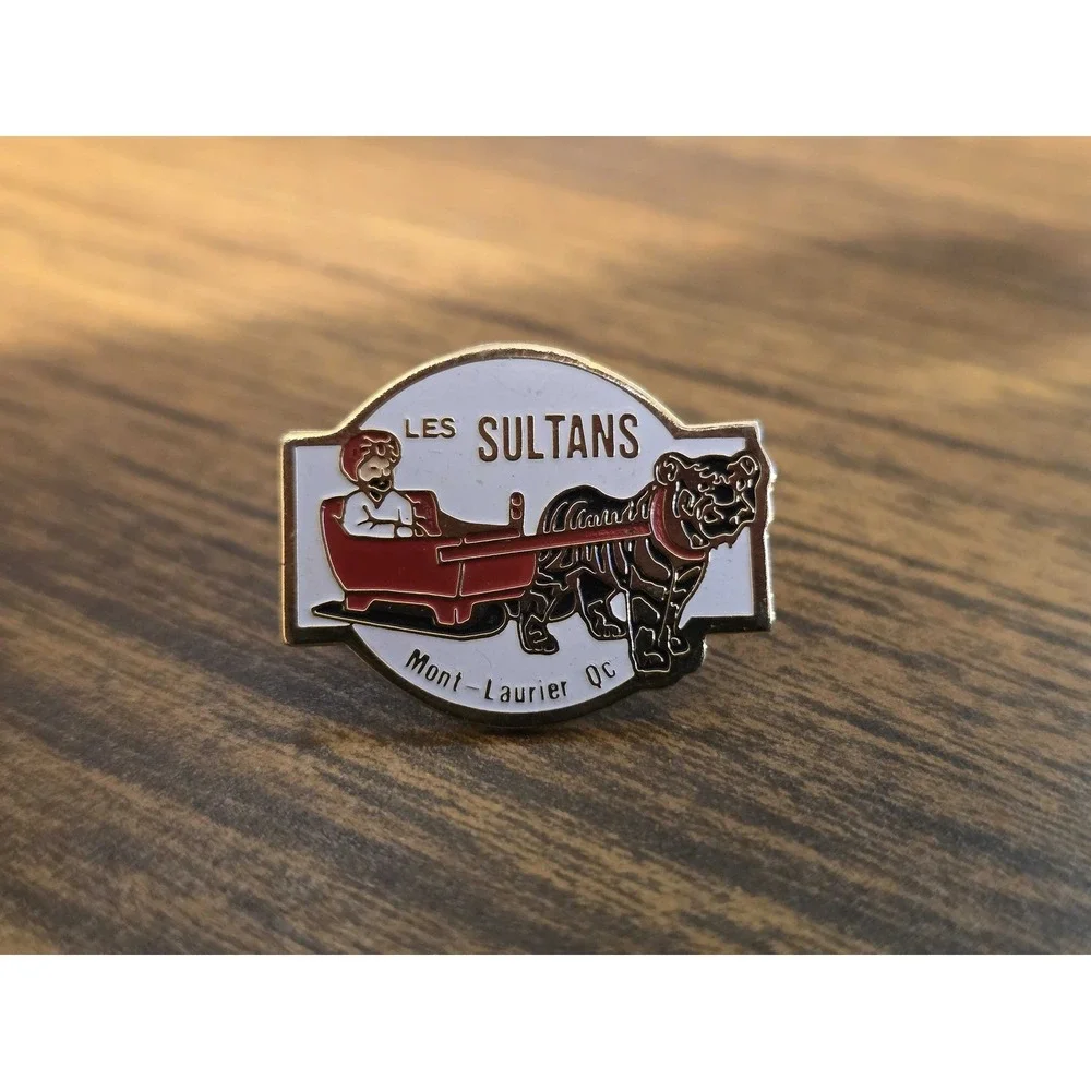 Les Sultans Mont-Laurier Quebec Snowmobile Club Enamel Lapel Vest Hat Pin D15